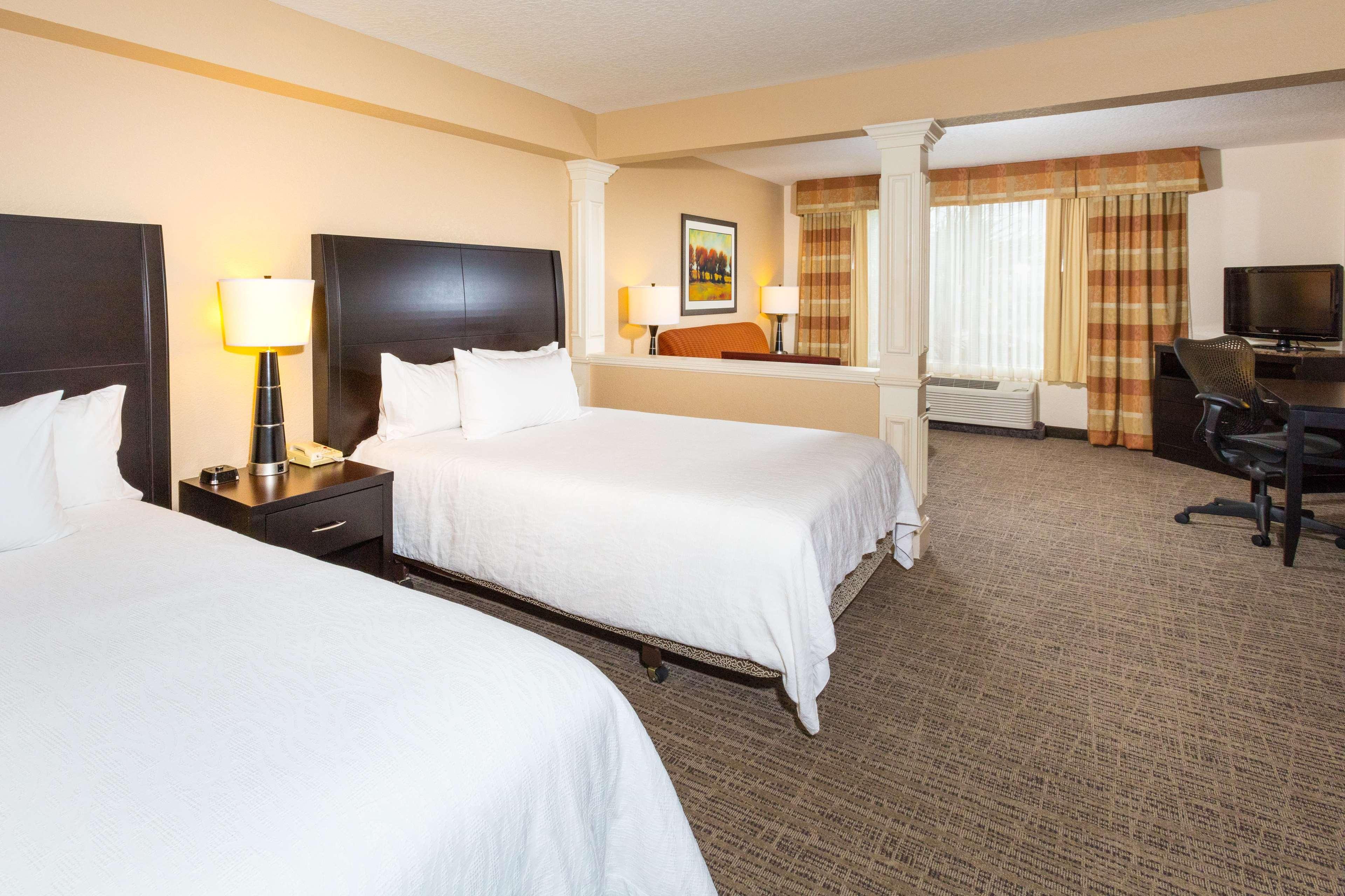 Hilton Garden Airport Hotel 3*