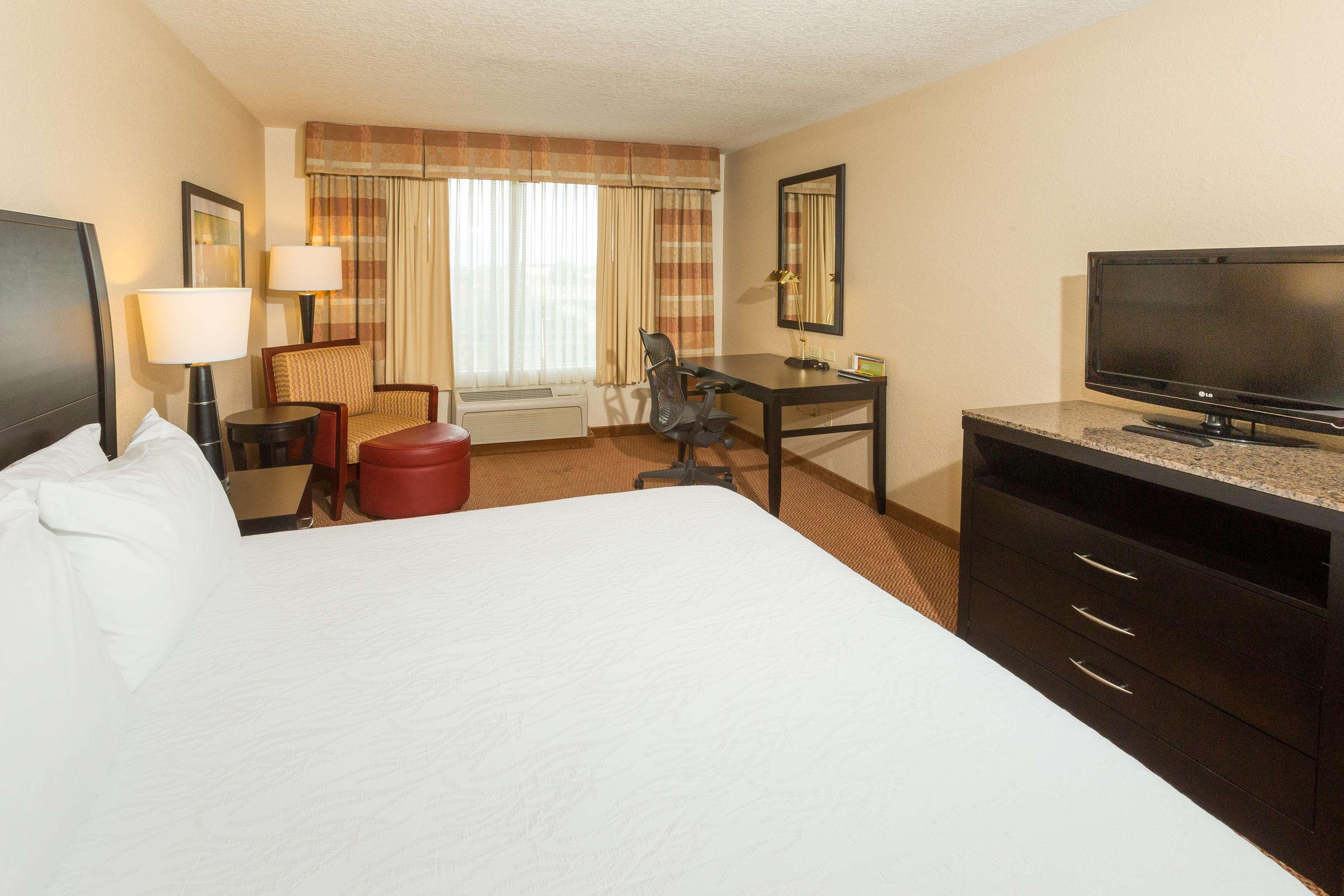 Hilton Garden Airport Hotel